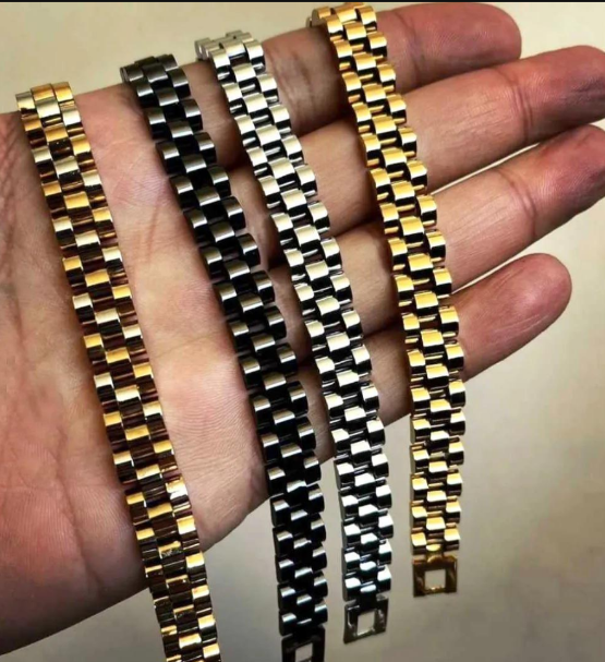 Stainless Steel Chain Bracelet for Unisex with Unique Design Golden Black Silver Multicolor