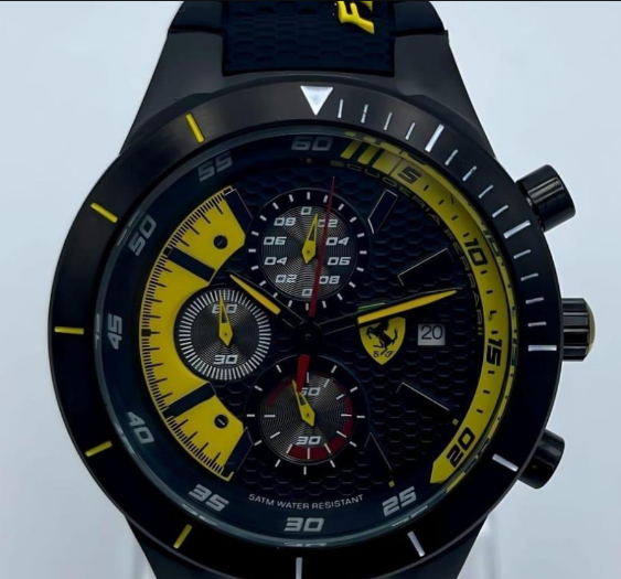 Stainless Steel & Rubber Quartz Wrist Watch – 35mm Dial