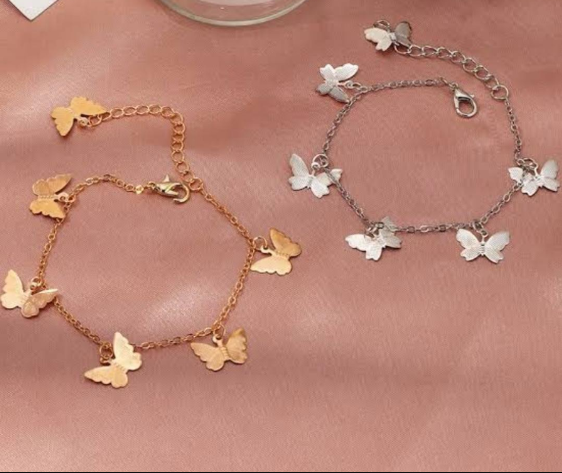 Silver Plated Alloy Anklet for Women with Black Artificial Stones in Golden and Silver Tones