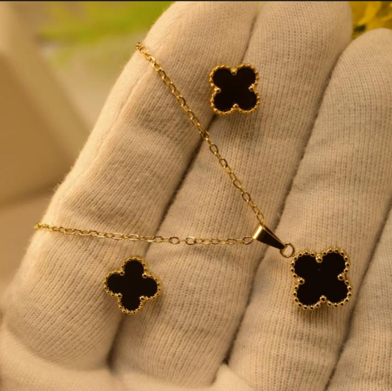 Stainless Steel Necklace Set for Women with Van Cleef Design Black