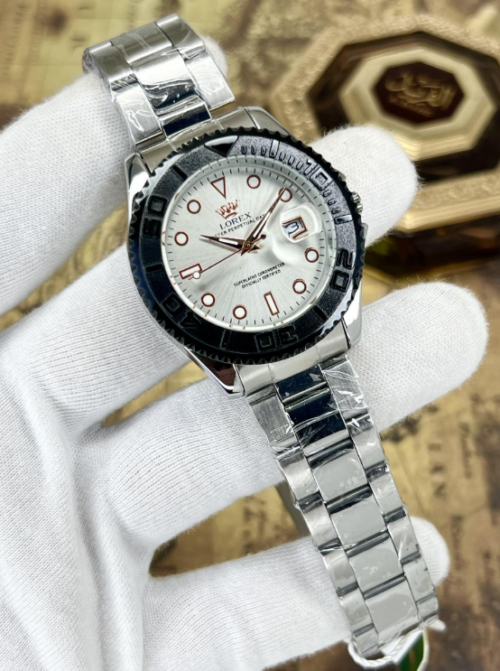 Women's Round Chain Quartz Watch Silver