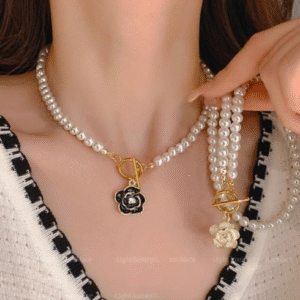 Sunflower Design Alloy Necklace Black White