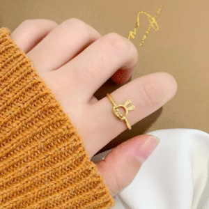 Alloy Ring for Women with Adjustable Fit Golden