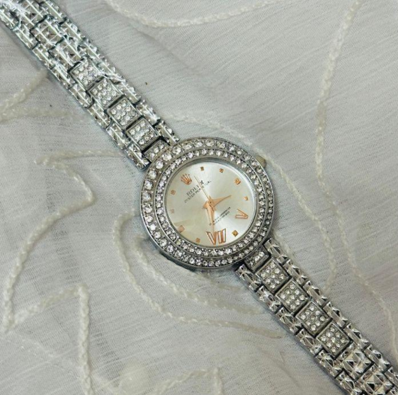 Stainless Steel Chain Strap Analogue Watch Silver 28mm