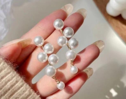 Gold Plated Earrings for Women with Zig-zag Design Off White