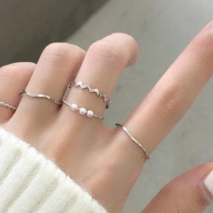 Silver Plated Alloy Ring Set for Women with Elegant Finish Silver