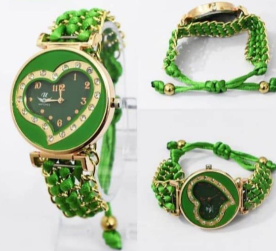 Women’s Stainless Steel Round Bracelet Watch Green